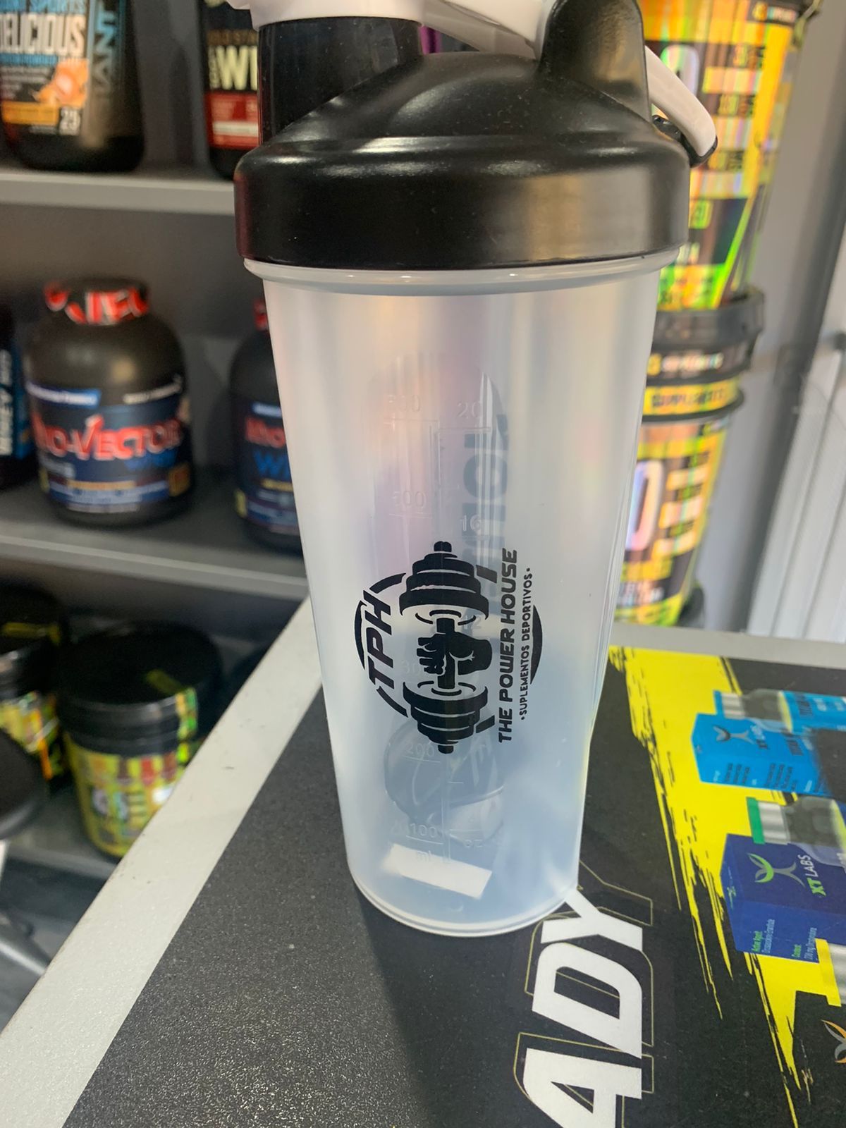 DAUER SUERO HIDRATANTE + SHAKER DE REGALO