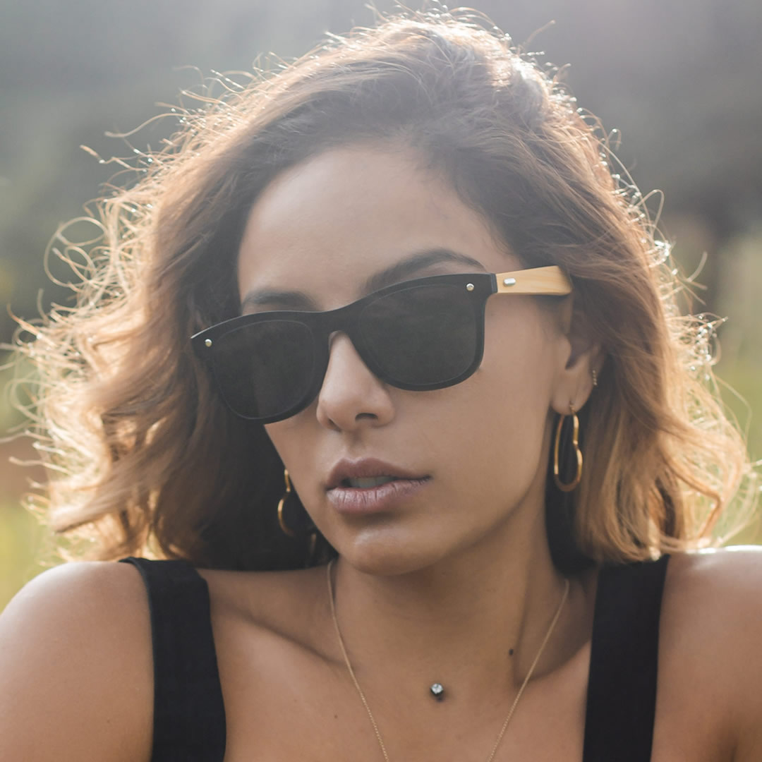 Lentes Gafas de Sol PANDAS Unisex para Hombre y Mujer de Madera de Bambú Cuadrados Oscuros UV400 Quetzal Negro