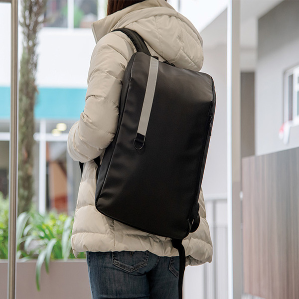 Mochila Backpack Porta Laptop, Con Puerto Usb Para Batería 