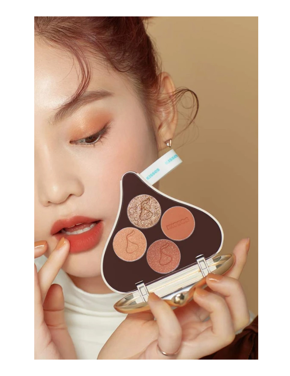 Etude House Paleta Sombra Polvo Hershey's Kisses Almendras.