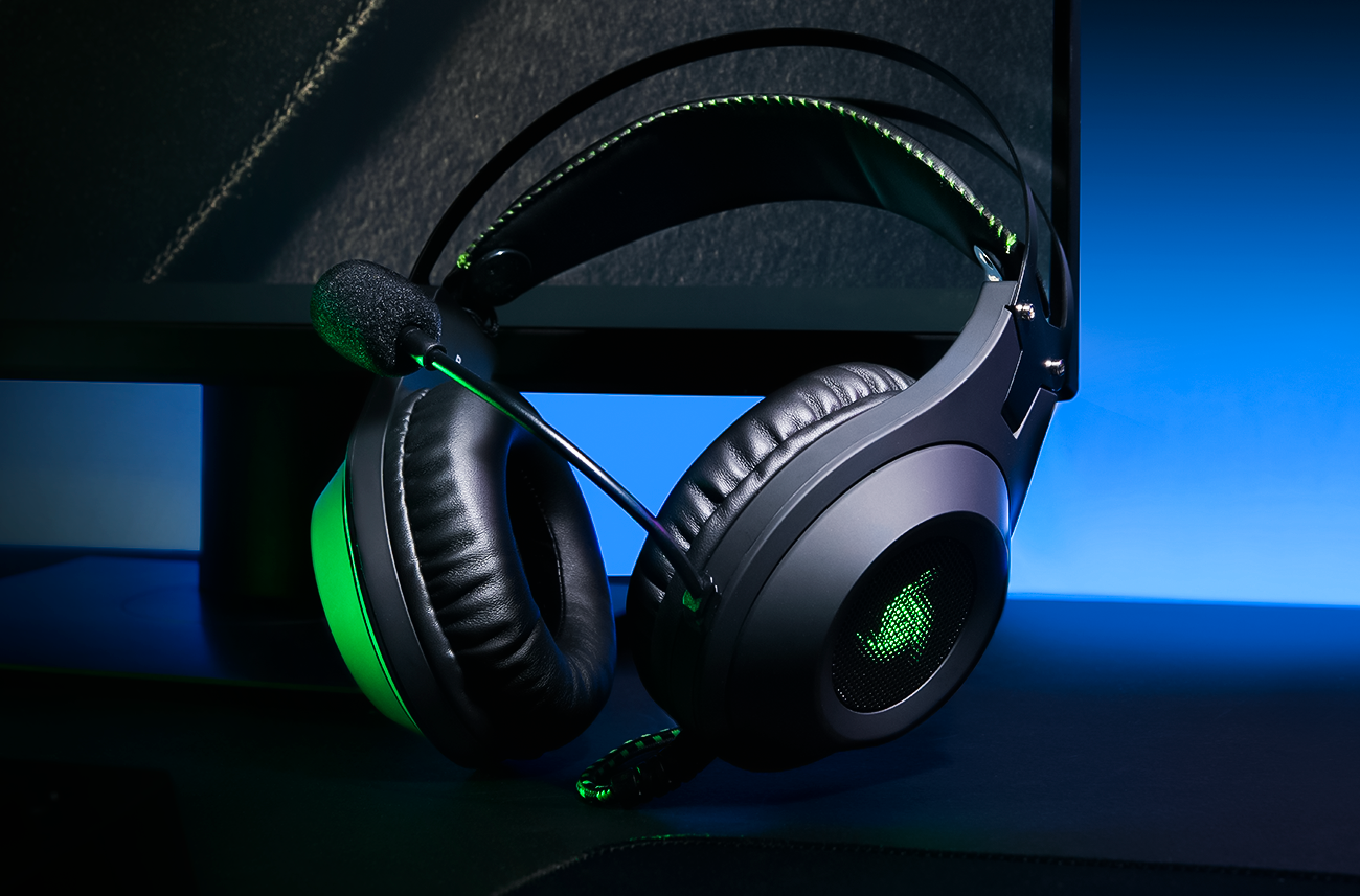 VSG Kuiper Audífonos Gamer RGB Conexión TRRS 3.5mm Pc Xbox Playstation