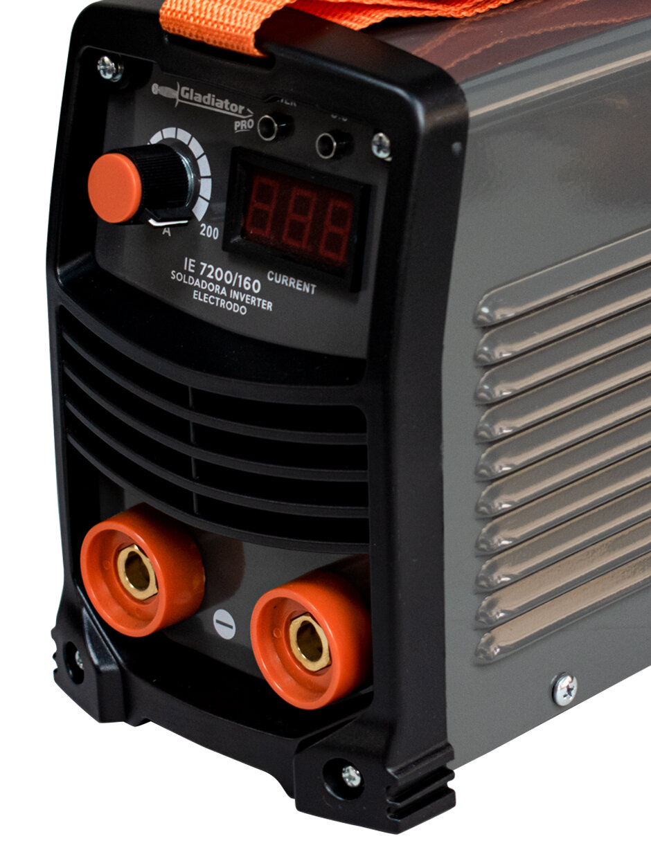 Soldadora Inverter Profesional Bivoltaje 200A Gladiator Pro IE 7200/160