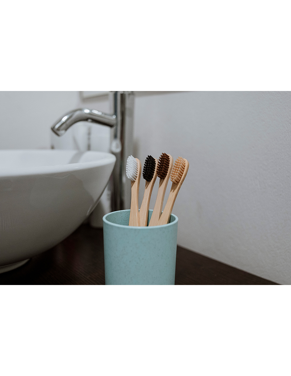 Ecowood Cepillo de Dientes Hecho 100% de Bambu Biodegradable con Cerdas Suaves - Paquete de 8 Cepillos Dentales