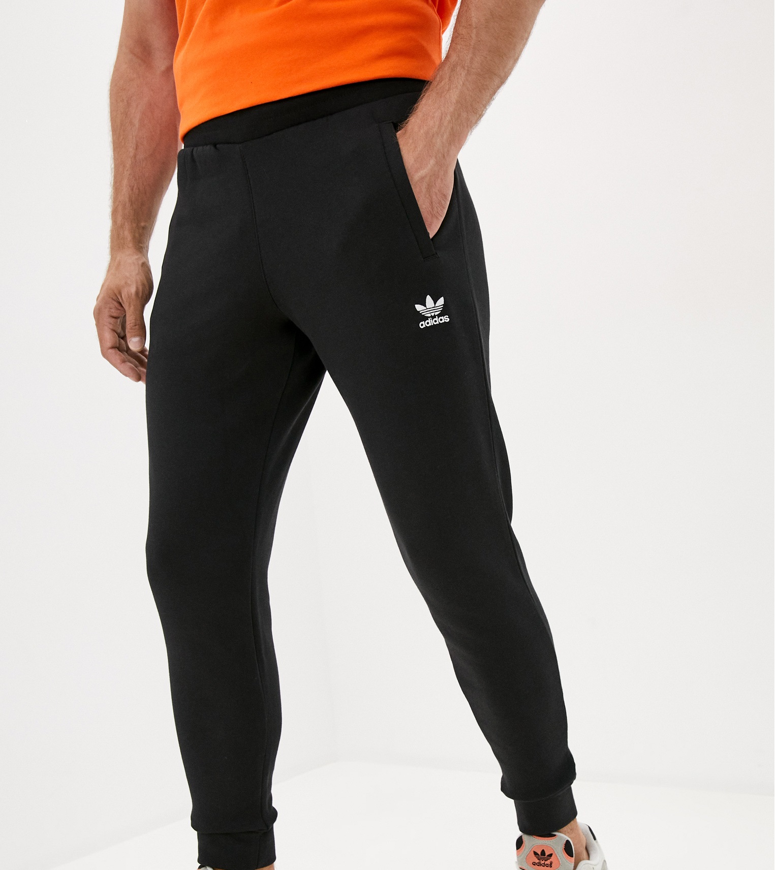 Mens skinny tracksuit bottoms 2025 adidas