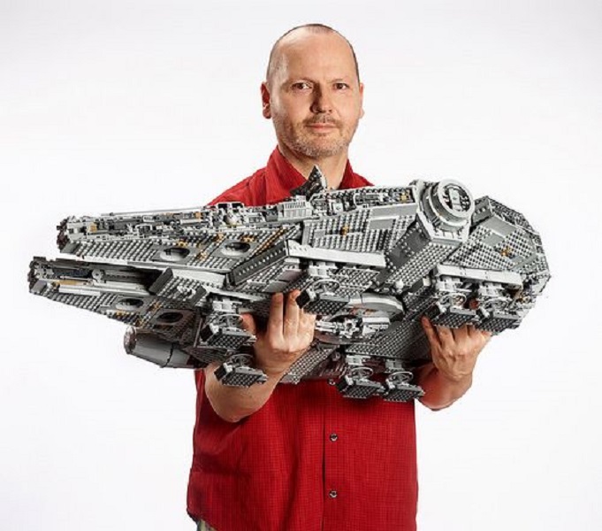 Lego Star Wars Millennium Falcon Ultimeate Collectors Series 