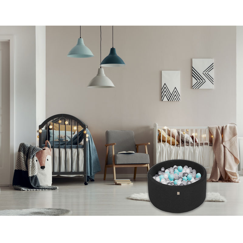 ALBERCA SECA CON PELOTAS DE PLASTICO NATURE GARTEN PISCINA BEBÉ NEGRA + MIX 150 PELOTAS