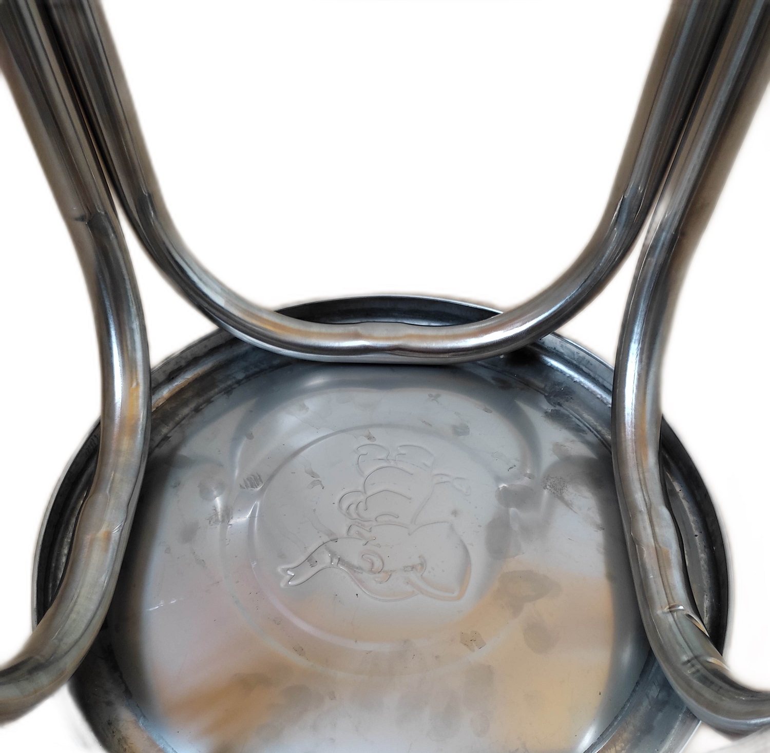 Banco Cromado Chico Acero Inoxidable Antideslizante 30cm