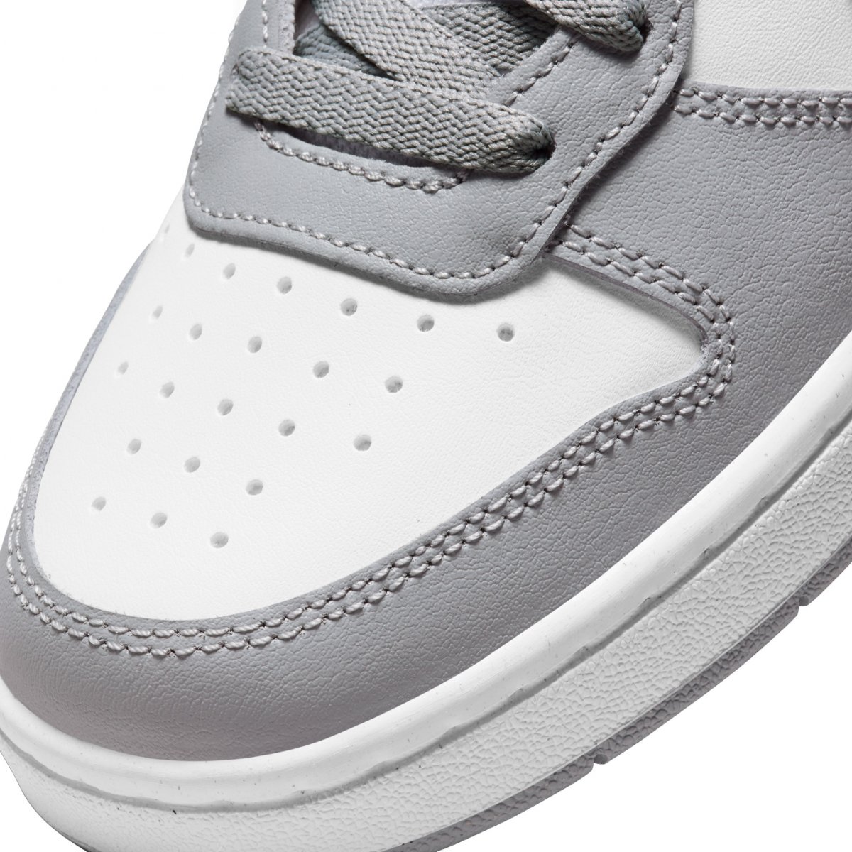 Tenis Nike court borough gris 