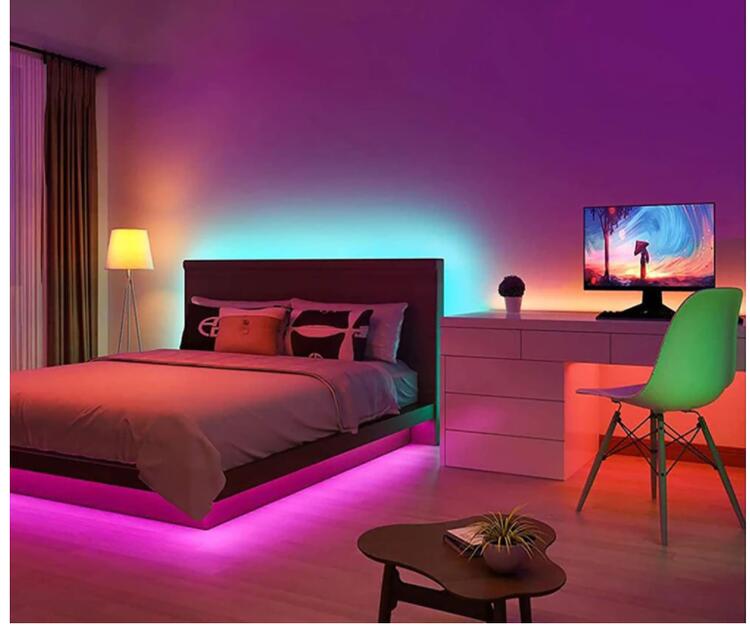 Tira De Luces Led Multicolor 2835 RGB 25 Metros Bluetooth + Control , Ip65