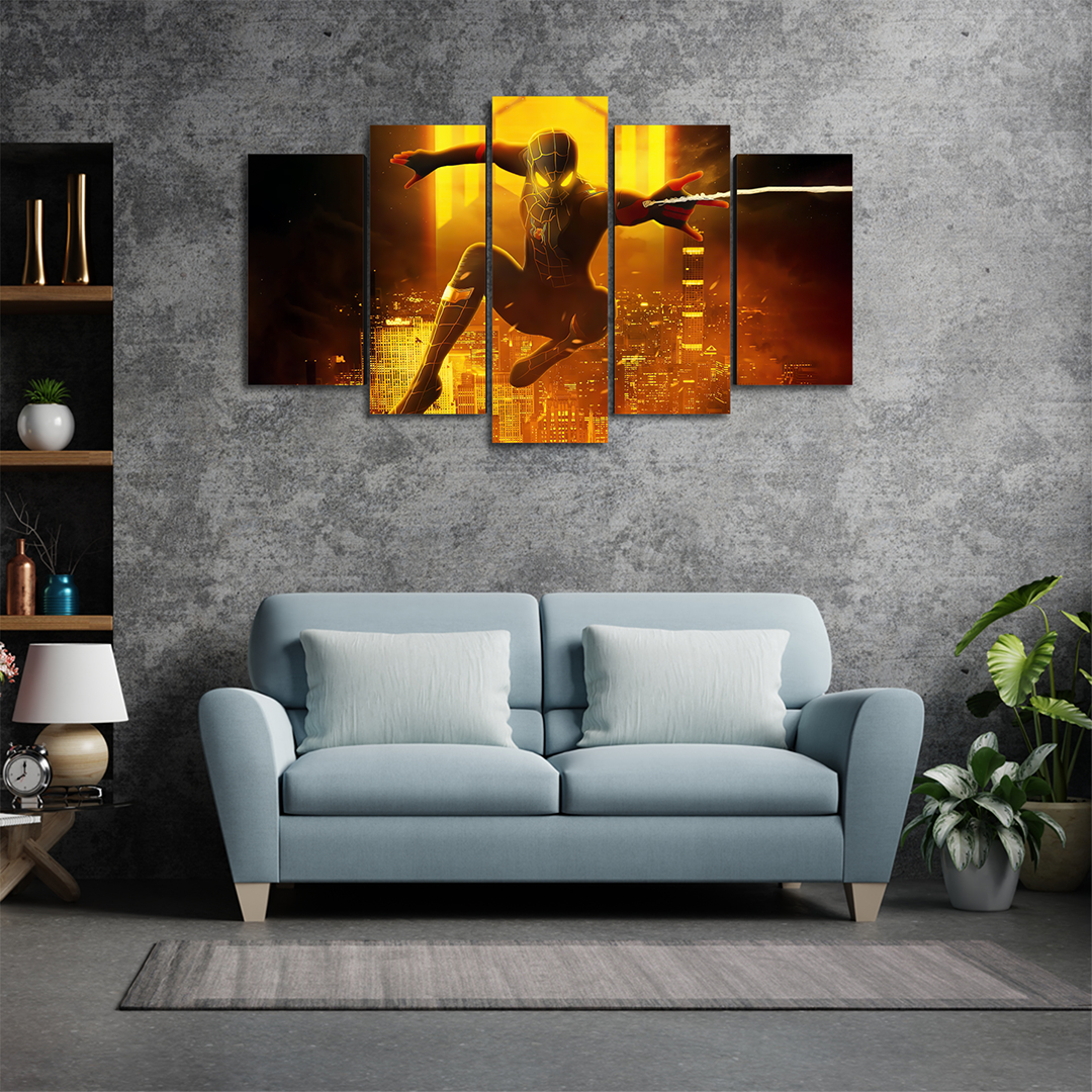Cuadro Decorativo Spiderman Traje Negro/Dorado Balanceándose Marvel 100x60cm 5pzs Cuadros MX