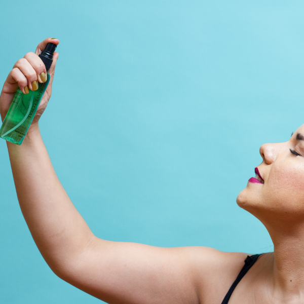 Tónico Facial Balanceador de PH Hidratante de Agua de Rosas y Hamamelis Astringente Piel Sensible 120 ml