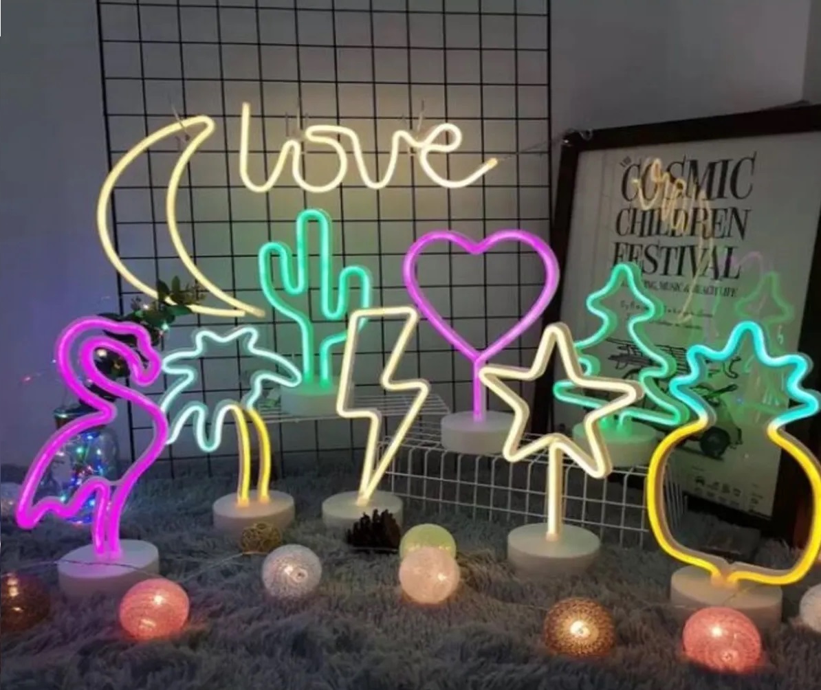 Lampara Led Neon Decorativa Corazon Luna Love Batería/ Usb