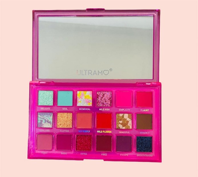 paleta de sombras de ojos rosas