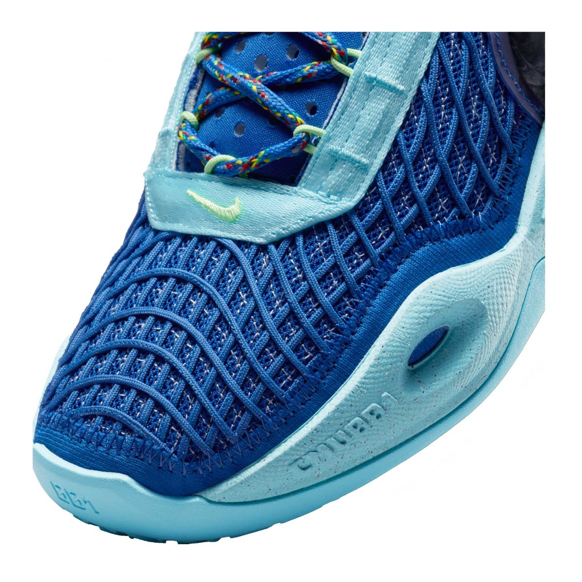 Nike Cosmic Unity TB