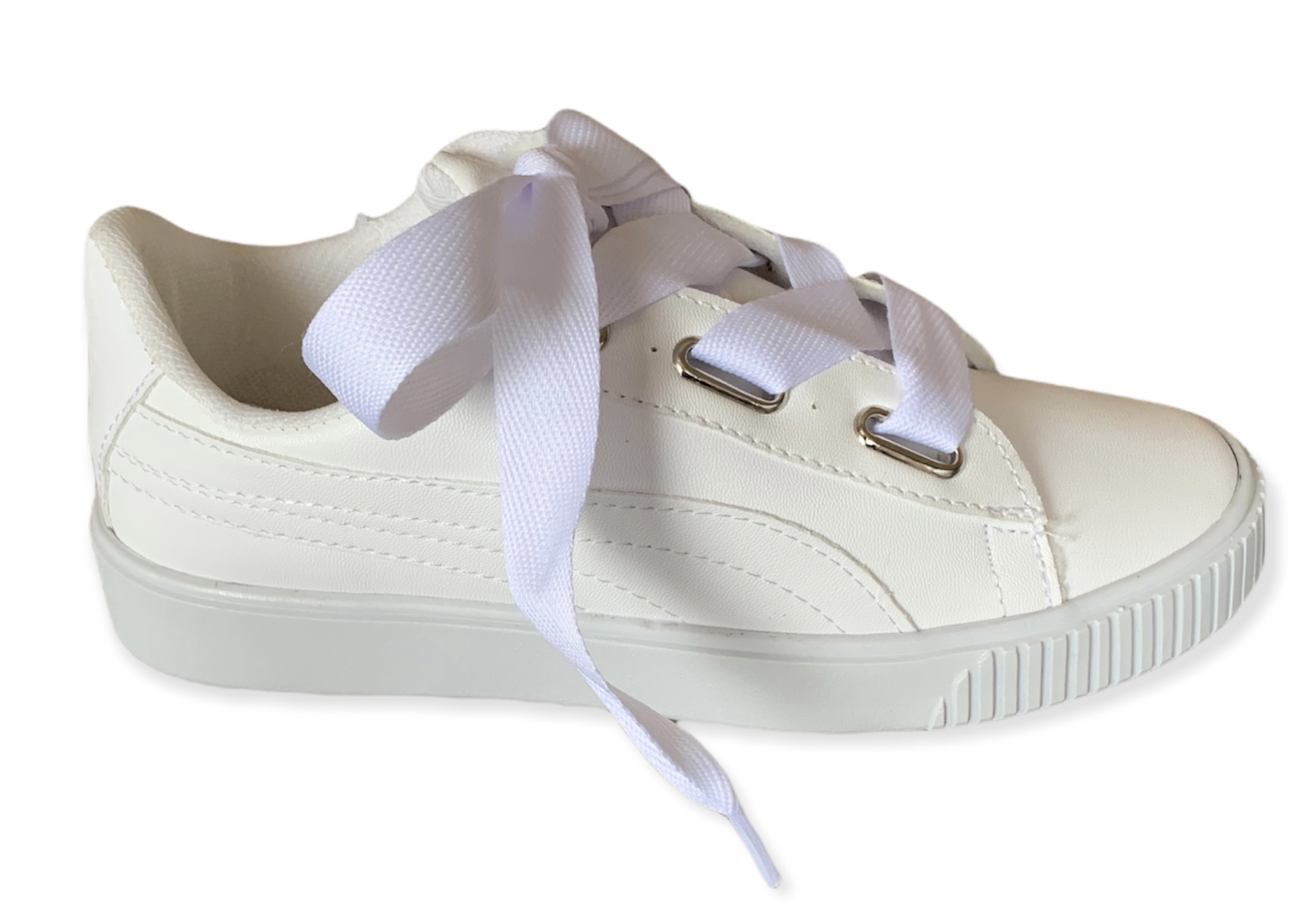 Tenis de moda para dama Hurka Color Hueso con agujetas gruesas