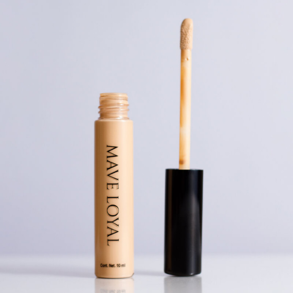 Corrector De Maquillaje Liquido Para Ojeras y Rostro Tono Medio 10 ml