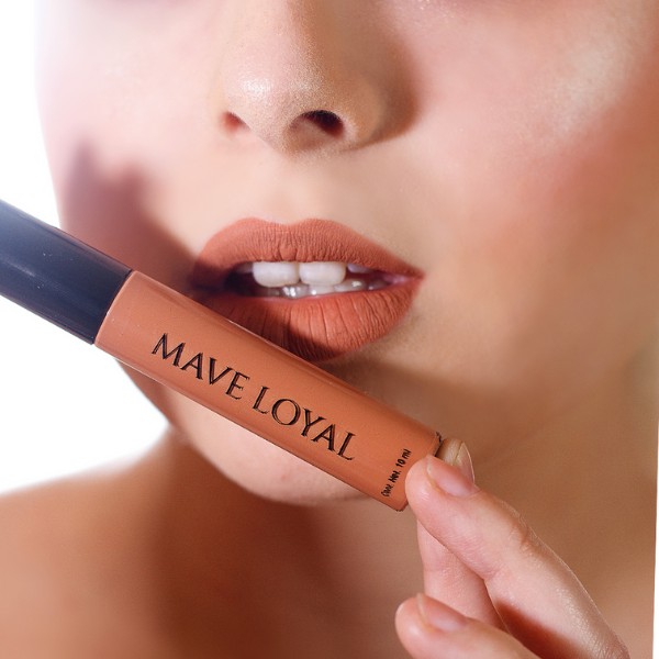 Labial Mate Larga Duración Color Café Nude Vitamina E Libre de Parabenos 10 ml
