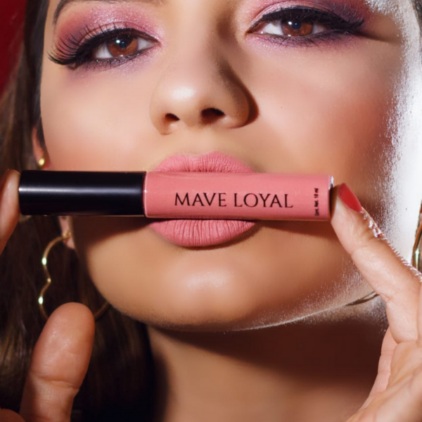 Labial Mate Larga Duración Color Rosa Nude Vitamina E Libre de Parabenos 10 ml