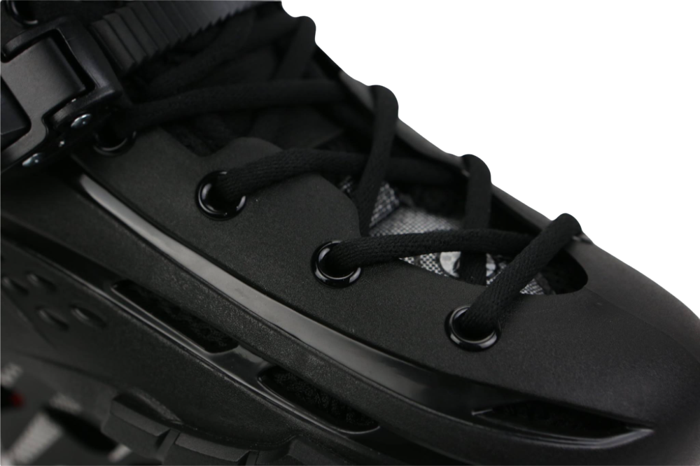 Patines Flying Eagle modelo BKB color negro talla 26 / 26.5