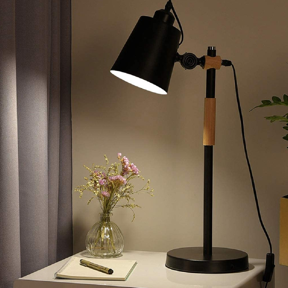 Lampara de escritorio luz de mesa ajustable moderna detalles de madera