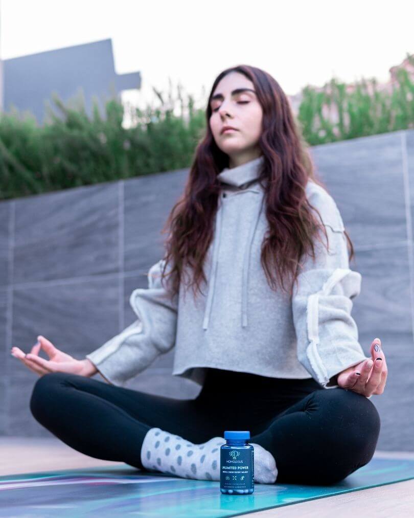 HomoDeus Suplemento Natural para Concentración, Memoria y Agilidad Mental; Nootrópico con Hongo de Melena de León Científicamente Formulado para Cuidado del Cerebro: Claridad Mental, Potenciador de Energía, Anti Estrés y Ansiedad. Suplemento Herbal para Buena Salud Mental.