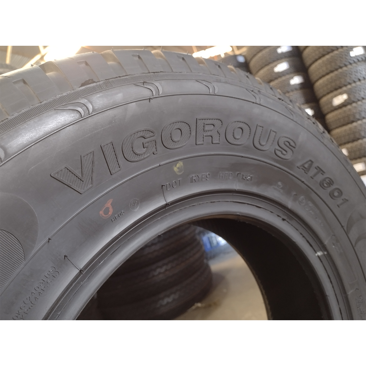PAQUETE 2 LLANTAS 235/75R15 HIFLY AT601 ALLTERRAIN 104/101R