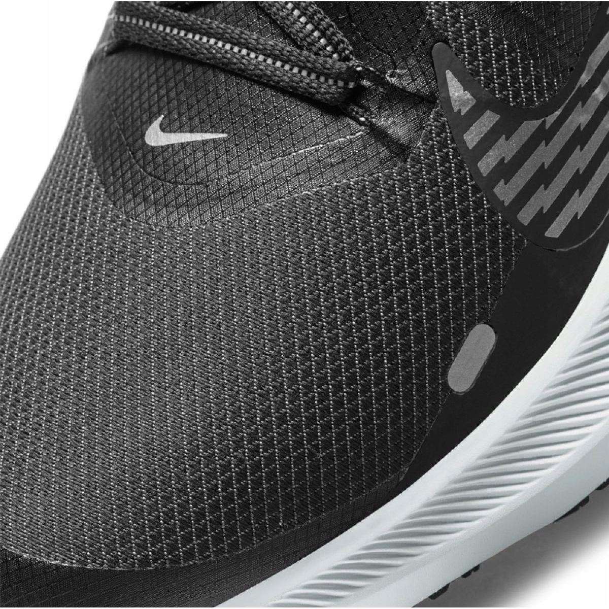 Tenis Nike Winflo 7 Shield Running para Hombre