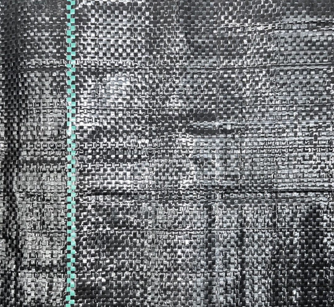 Cubre suelos Anti Maleza. Ground Cover Negro 4m x 2m