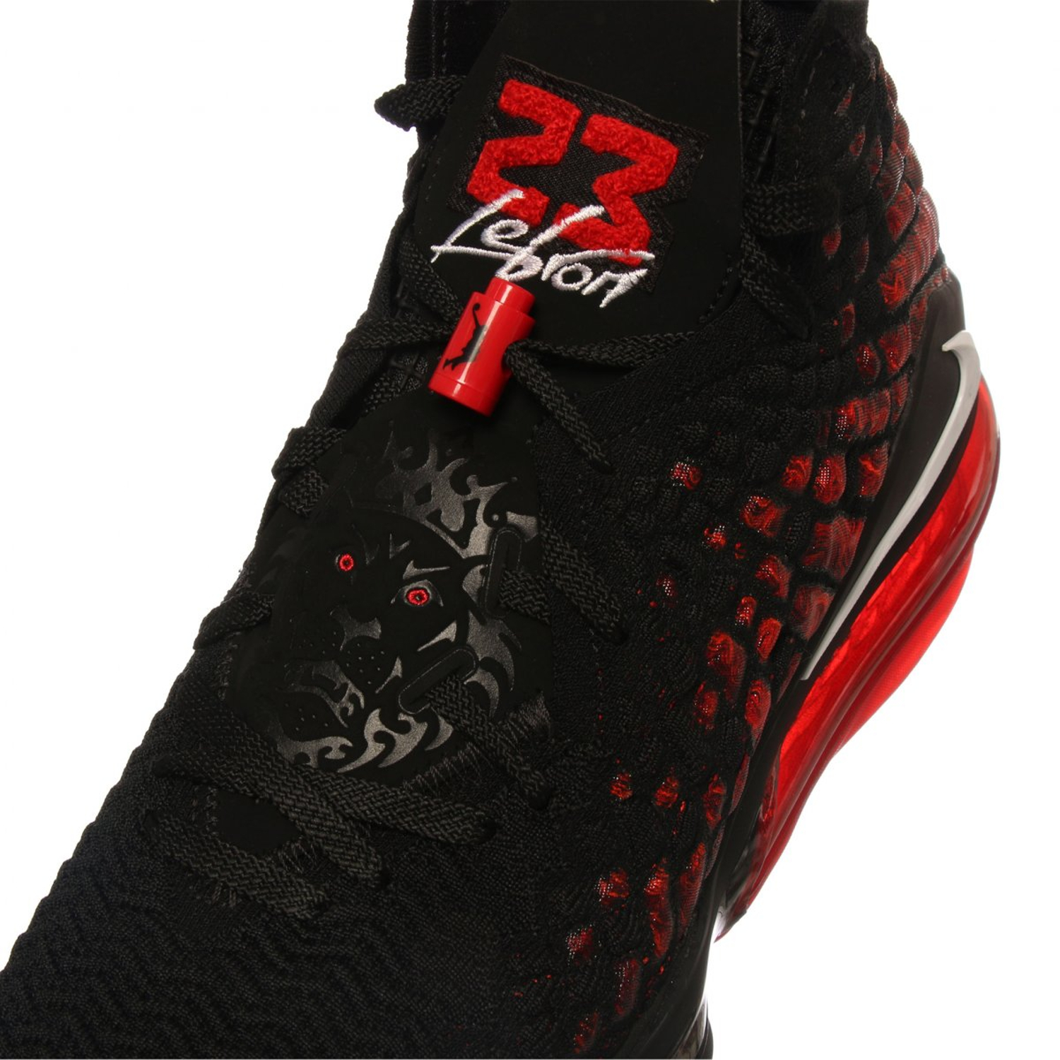 Tenis Hombre Nike LeBron XVII BQ3177-006