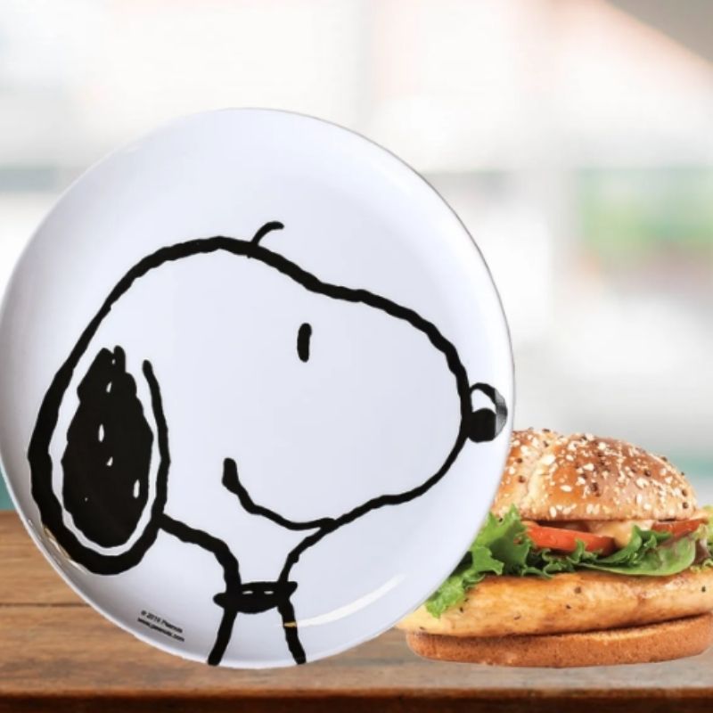 Fun Kids 1725-316/318E Vajilla Melamina Snoopy Charlie Brown 4 Personas 12 Piezas