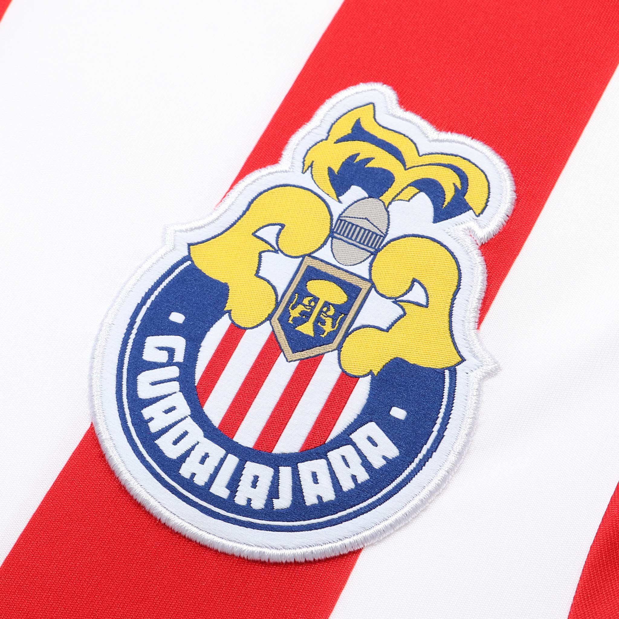 Jersey Puma de las Chivas del Guadalajara Para Dama Edicion Especial 115 Años Retro 
