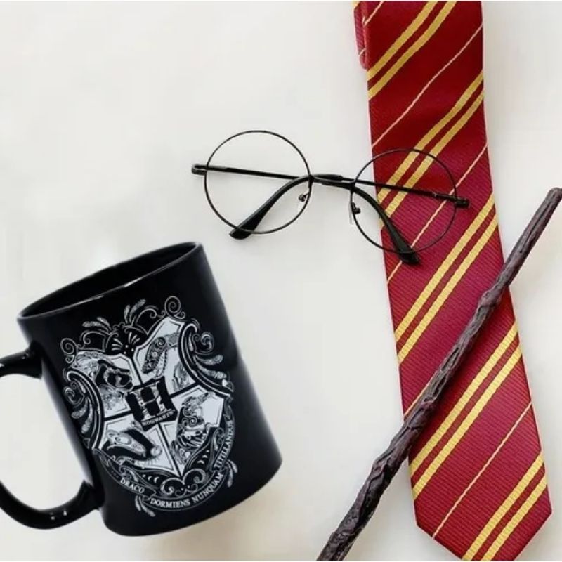 Fun Kids 1738-100 Taza Mágica Harry Potter Brilla En La Obscuridad 320ml
