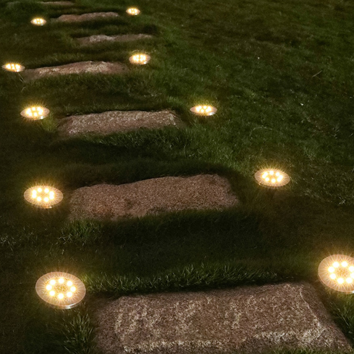 Paquete 4 Lamparas solar 8 leds para piso cesped exterior jardín impermeable luz amarilla