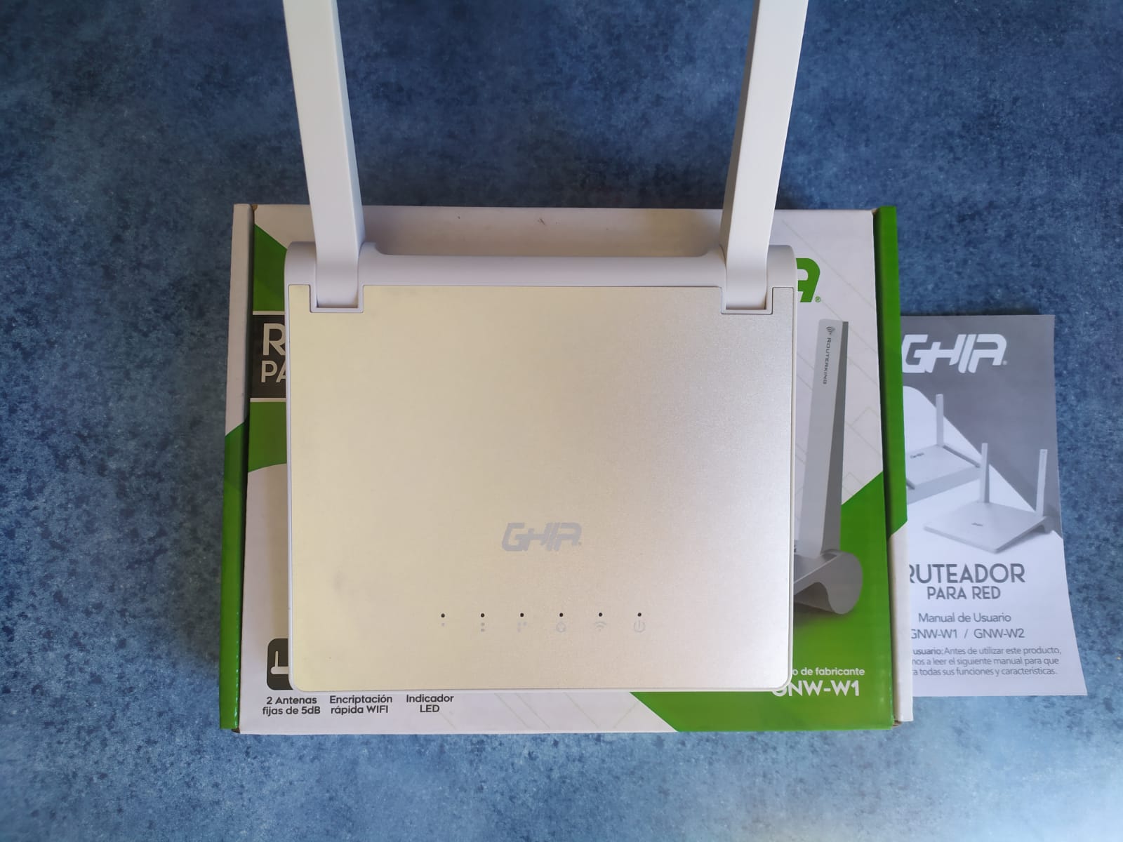 ROUTER INALAMBRICO GHIA 300MBPS MULTIMODO ACCESS POINT REPETIDOR 3 PUERTOS LAN PUERTO WAN ANTENAS