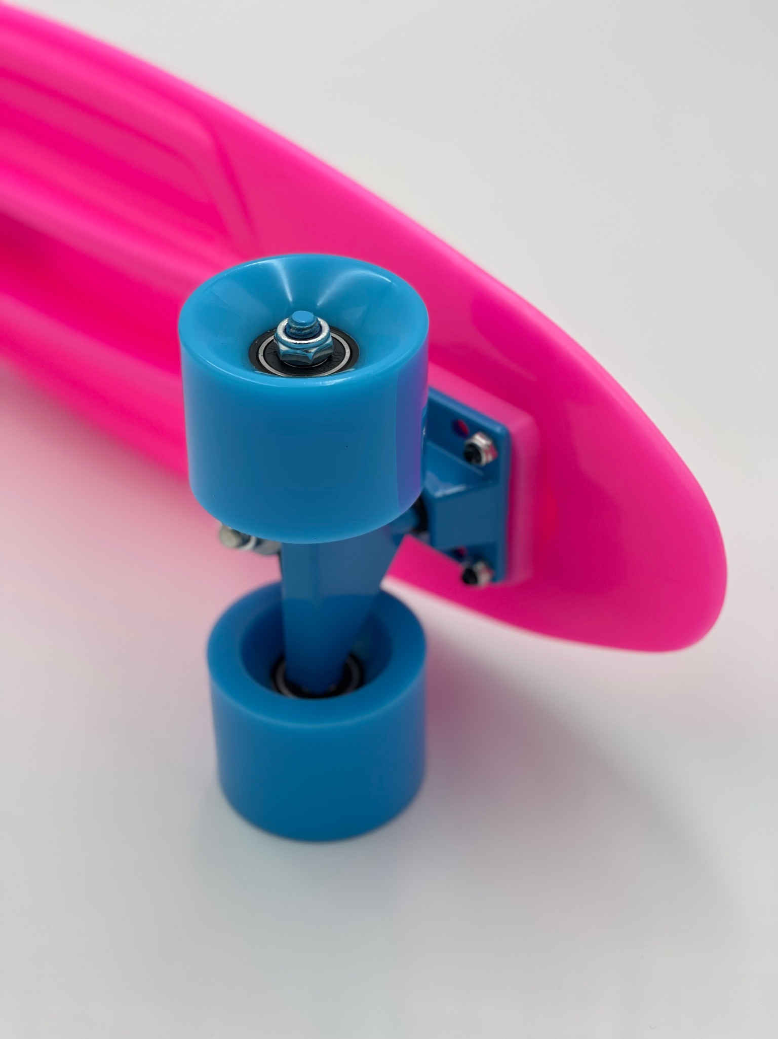 Patineta tipo Penny Omniroller Rosa con Llave T incluida!