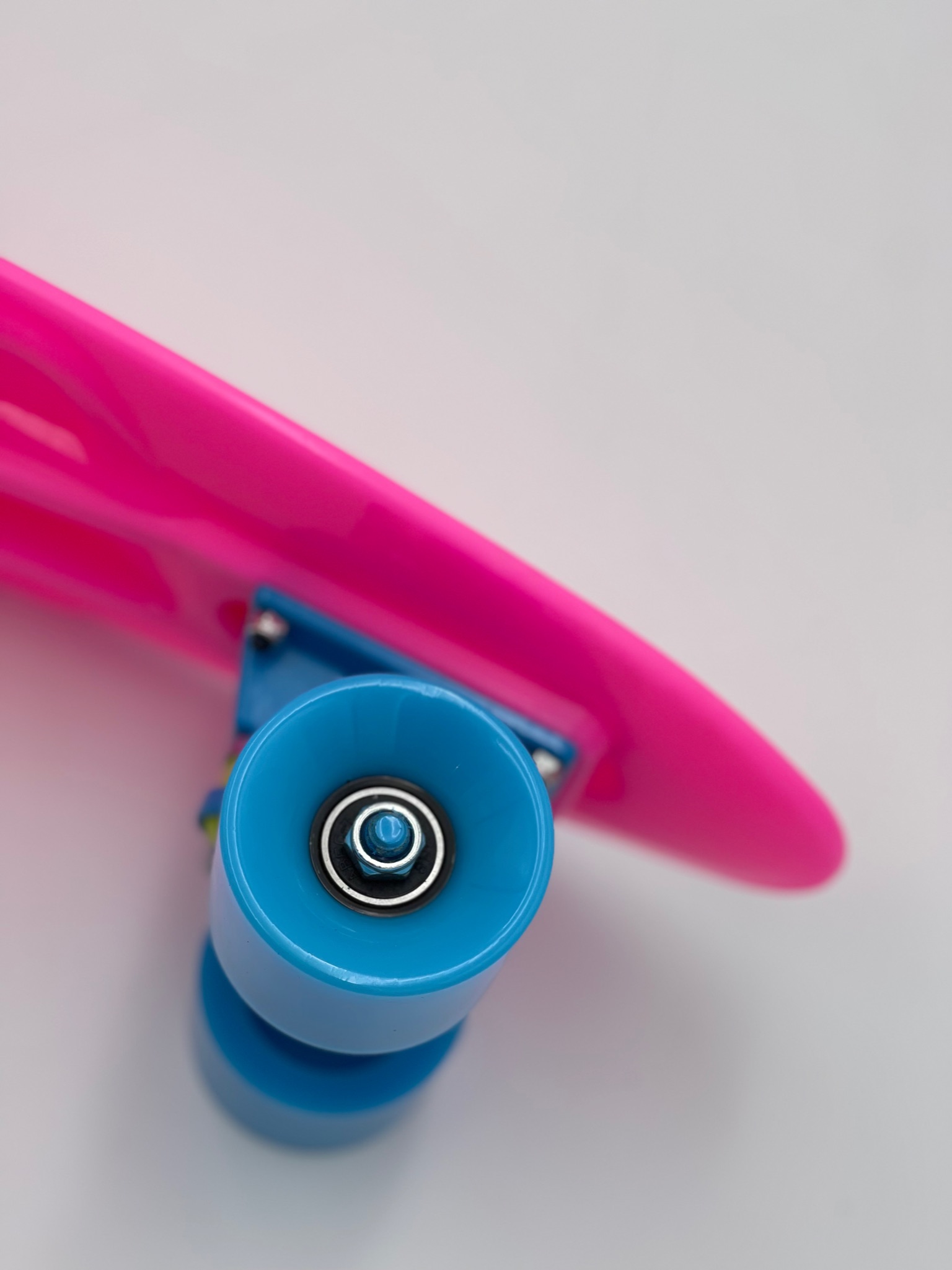 Patineta tipo Penny Omniroller Rosa con Llave T incluida!