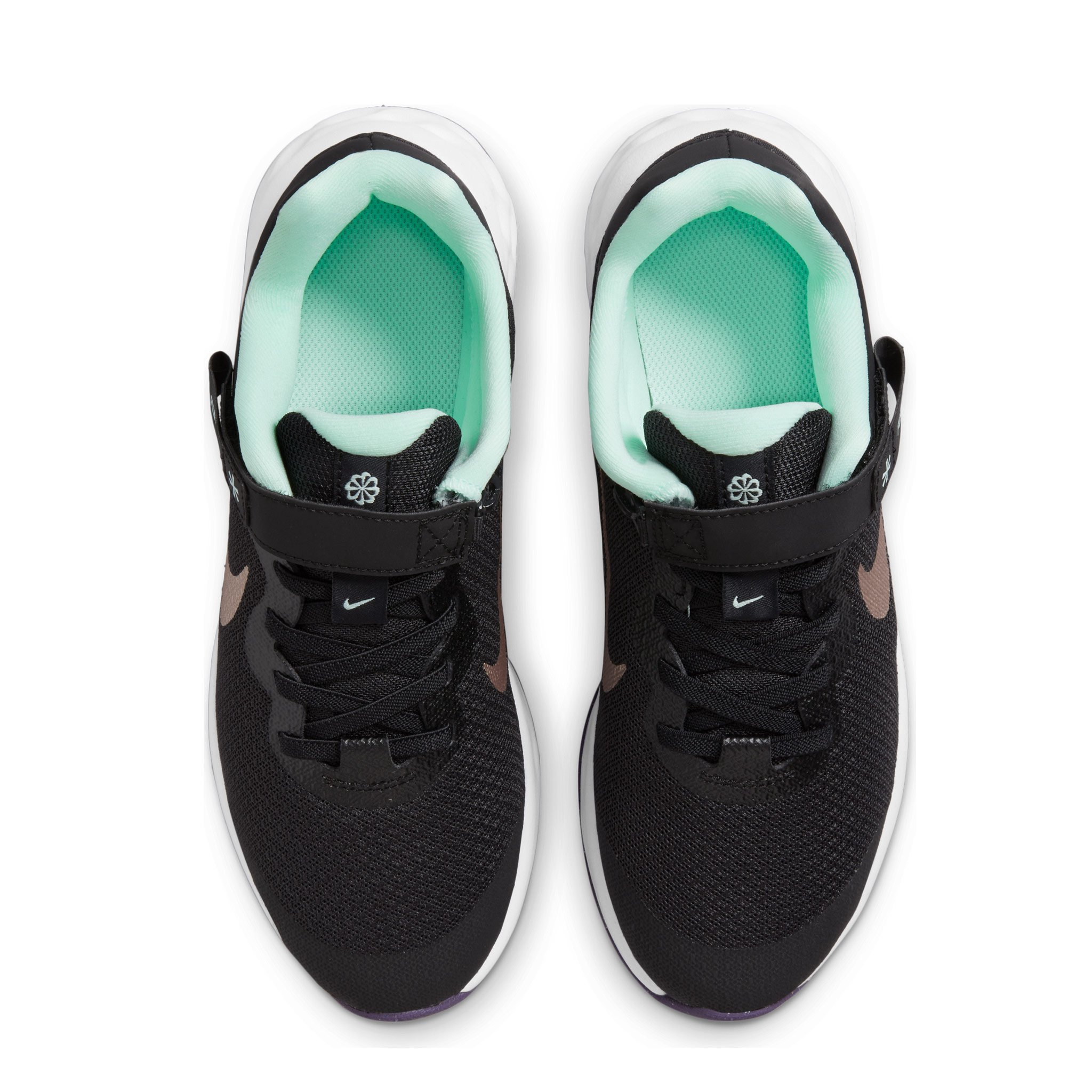 Tenis Nike Revolution 6 Flyease DD1113 005 Color Negro Para Niñas				