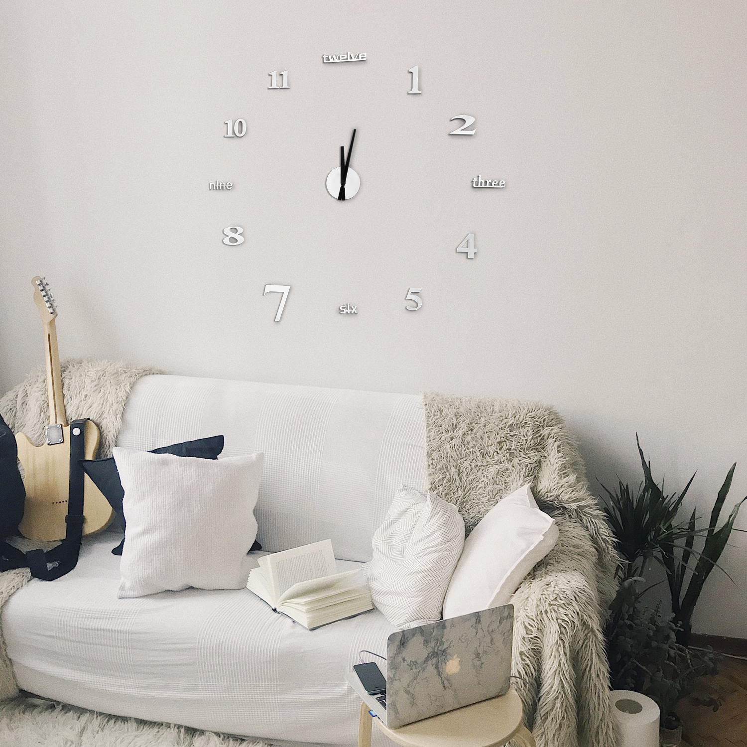 Horloge Moto 1  Relojes de pared, Decoración de unas, Muebles de garaje