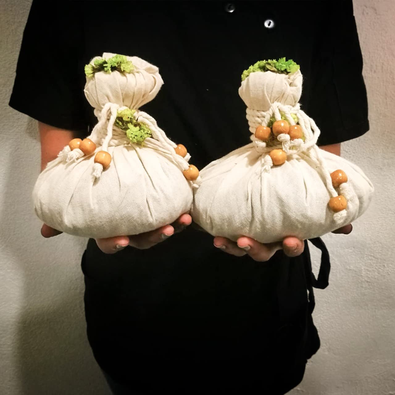 Pindas para masajes, aromaterapia, reiki, yoga, meditacion, tapping, romero, toronjil, temazcal, presion, acupuntura, friccion, movilizaciones, amasamiento, vibraciones, percusión, tonificantes, calmantes, musculos, tapping