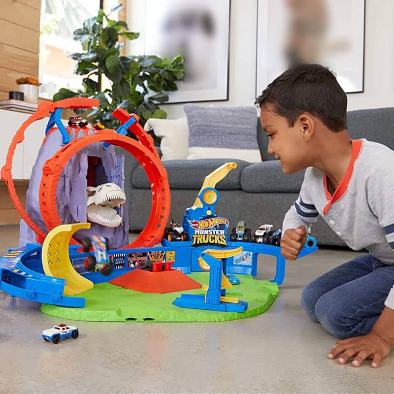 T Rex Volcano Arena Monster Trucks Hot Wheels