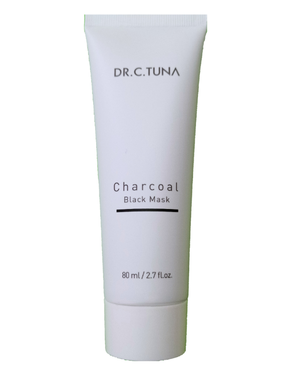 Activated Charcoal Mascarilla Negra by Farmasi Elimina Grasa y Puntos Negros.
