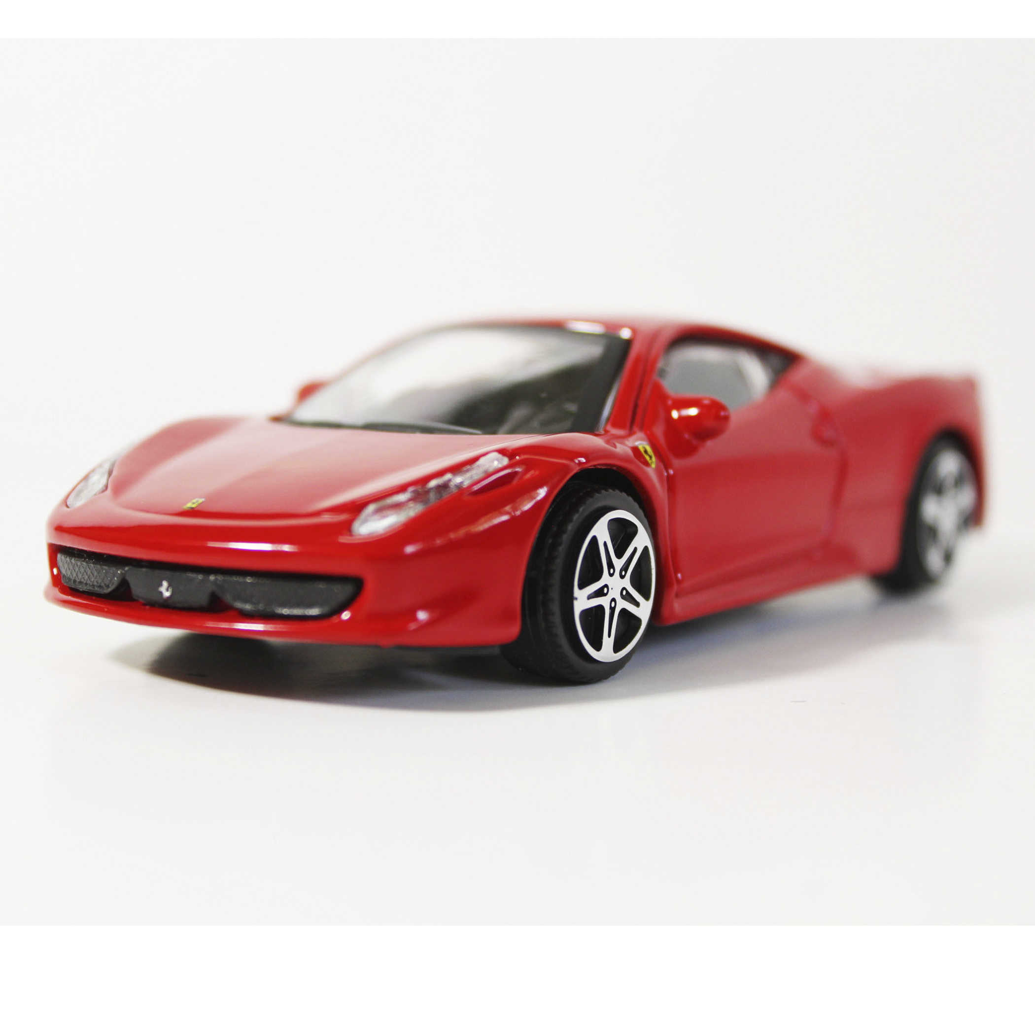 16 Autos Ferrari de Colección Escala 1/43