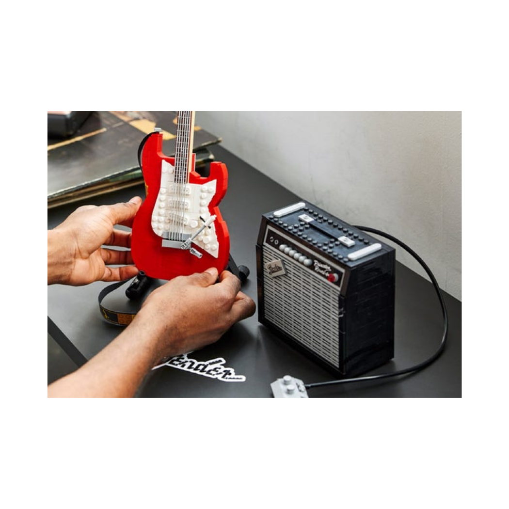 Lego 21329 Ideas: Fender Stratocaster