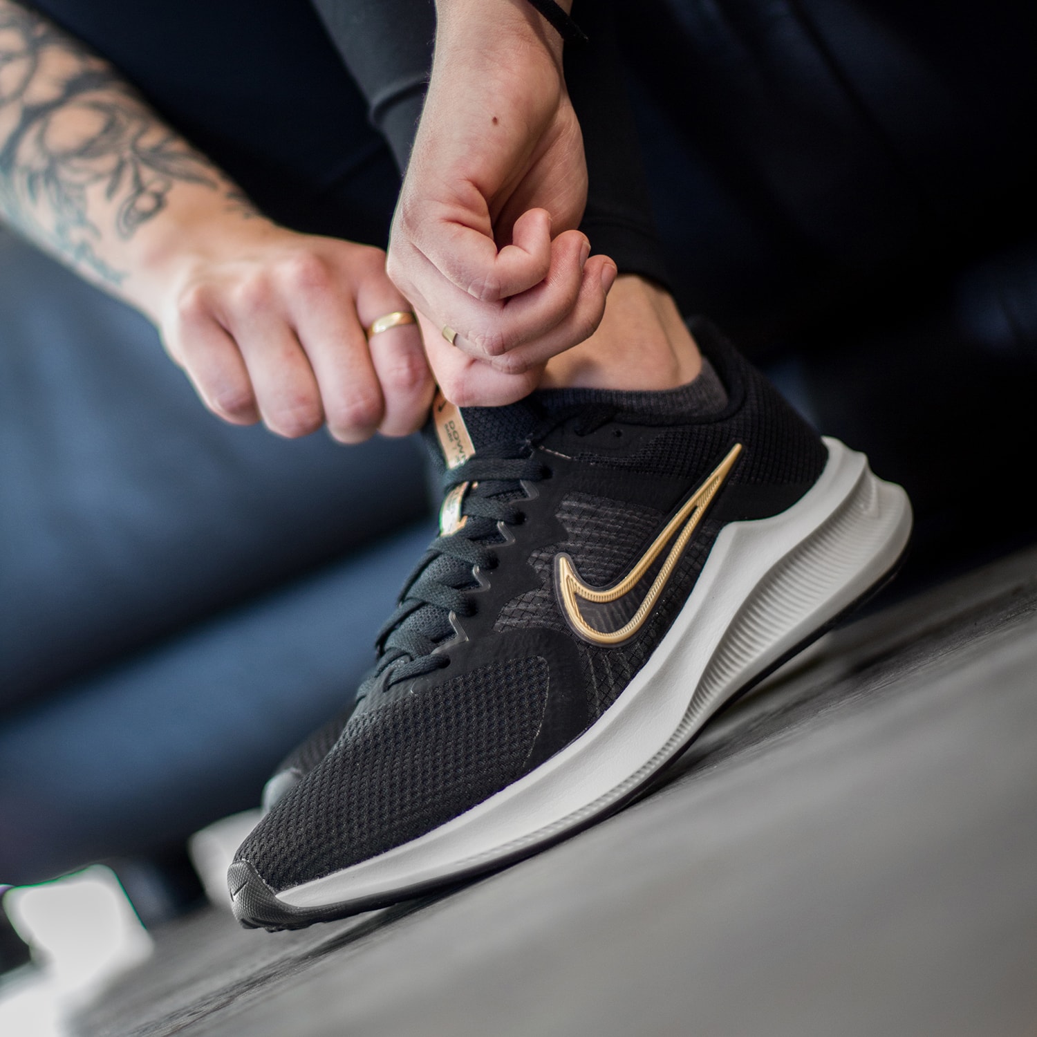 Tenis Nike Downshifter 11 - CW3413002 - Negro - Mujer 