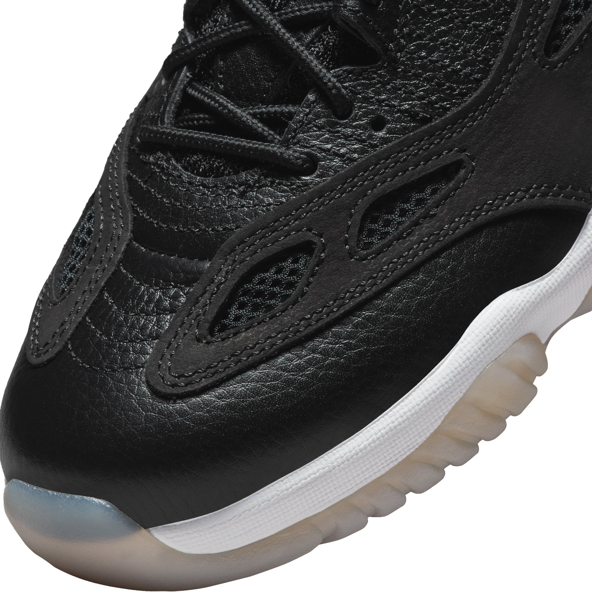 Tenis Air Jordan 11 Retro Low IE Bred 2021 NK9712 023