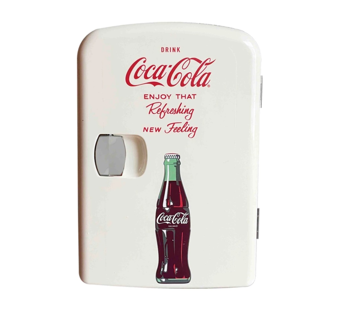 MINI ENFRIADOR DE BEBIDAS TERMOELÉCTRICO MODELO COCA-COLA BLANCO MATE ETCOKERV02, 6 LATAS PARA HOGAR Y AUTOMÓVIL