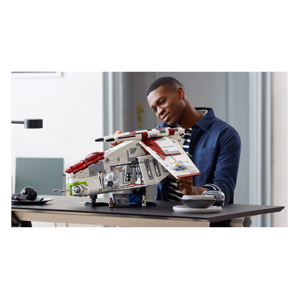 Lego 75309 Cañonera de la República