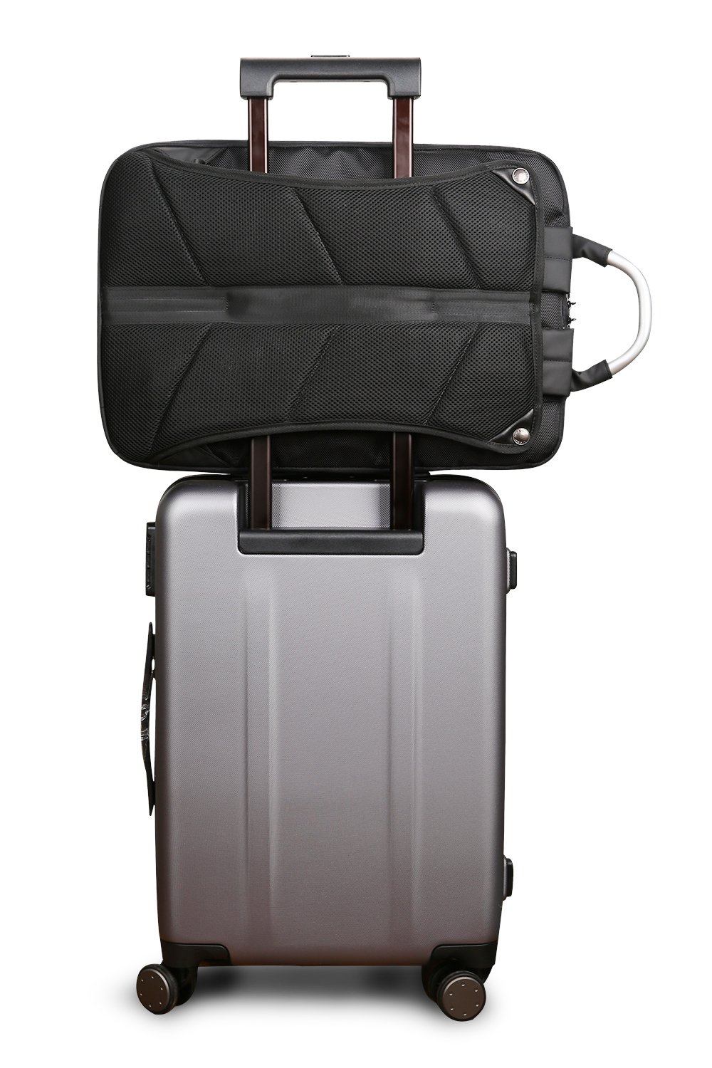  Mochila Mark Ryden. Puerto de carga USB, bolsillo antirrobo, correas acolchadas y repelente al agua. Para laptop de 15.6". Modelo 6832