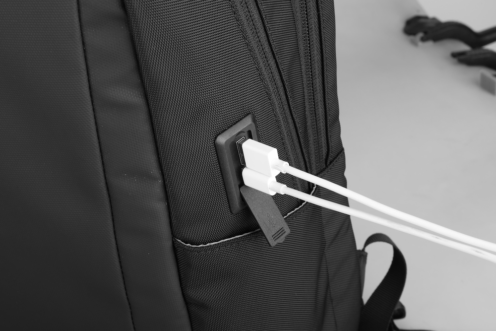 Mochila Mark Ryden. Para portátil, iPad, libros, billetera y artículos extra. Ideal para negocios Correas ergonómicas Repelente al agua. Modelo 9198