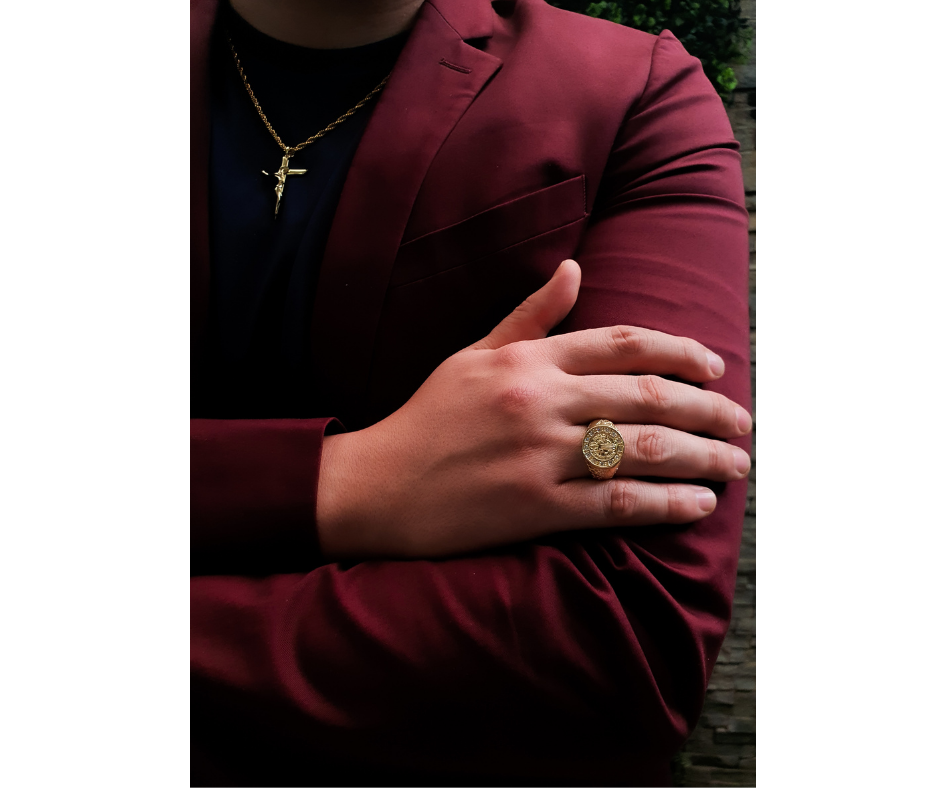 Anillo San Benito de plata .925 con chapa de oro 14k para hombre